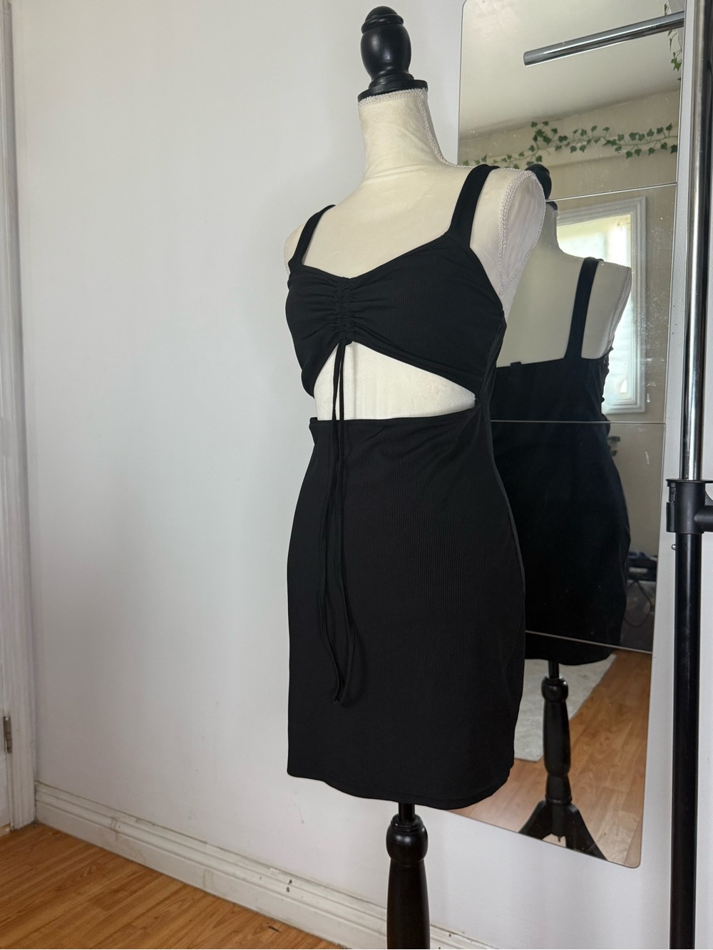 Black Cutout Bodycon Mini Dress